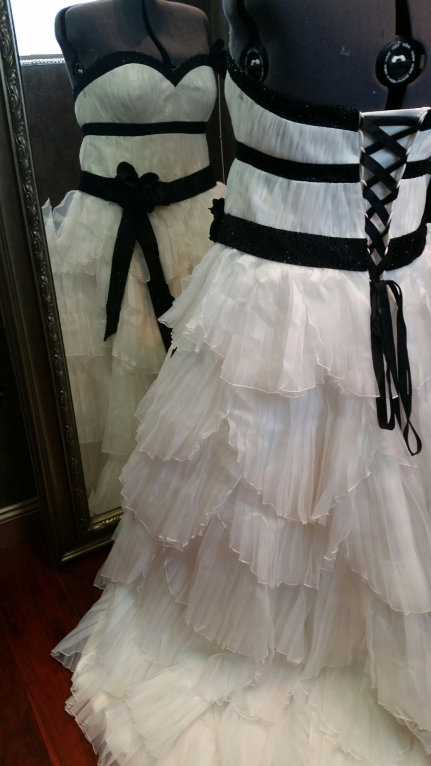 Plus Size Black and White Wedding Dress Plus Sized Bridal Gown