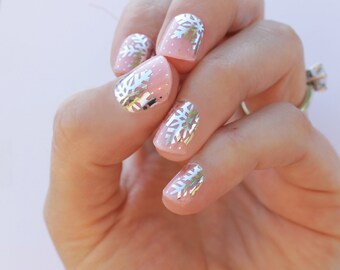 Silver Snowflake Nail Wraps