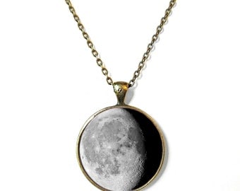 3 Quarter Moon Necklace, Bohemian Necklace, Moon Phases Moon Jewelry, Phases of the Moon Science Jewelry, Grunge Boho Gypsy Bohemian Jewelry