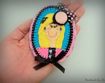 Felt colorful cheerful cameo brooch, colorful felt brooch, cameo brooch, felt fabric feathers brooch, pink-black -turquoise brooch, felt pin