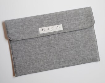 Diaper Clutch - Heather Gray Linen - Neutral Diaper & Wipes Clutch - Gender Neutral Diaper Wallet - Gray Diaper Pouch - Diaper Bag Organizer