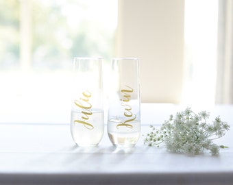 Bridesmaid Champagne glasses, bridesmaid champagne flutes, bachelorette gifts, personalized glasses, bridesmaid gift, personalized flute