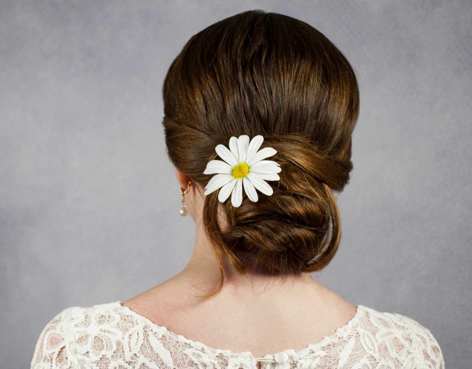 Daisy hair pin Wedding hair accessory Hair flower by WowBloomRoom