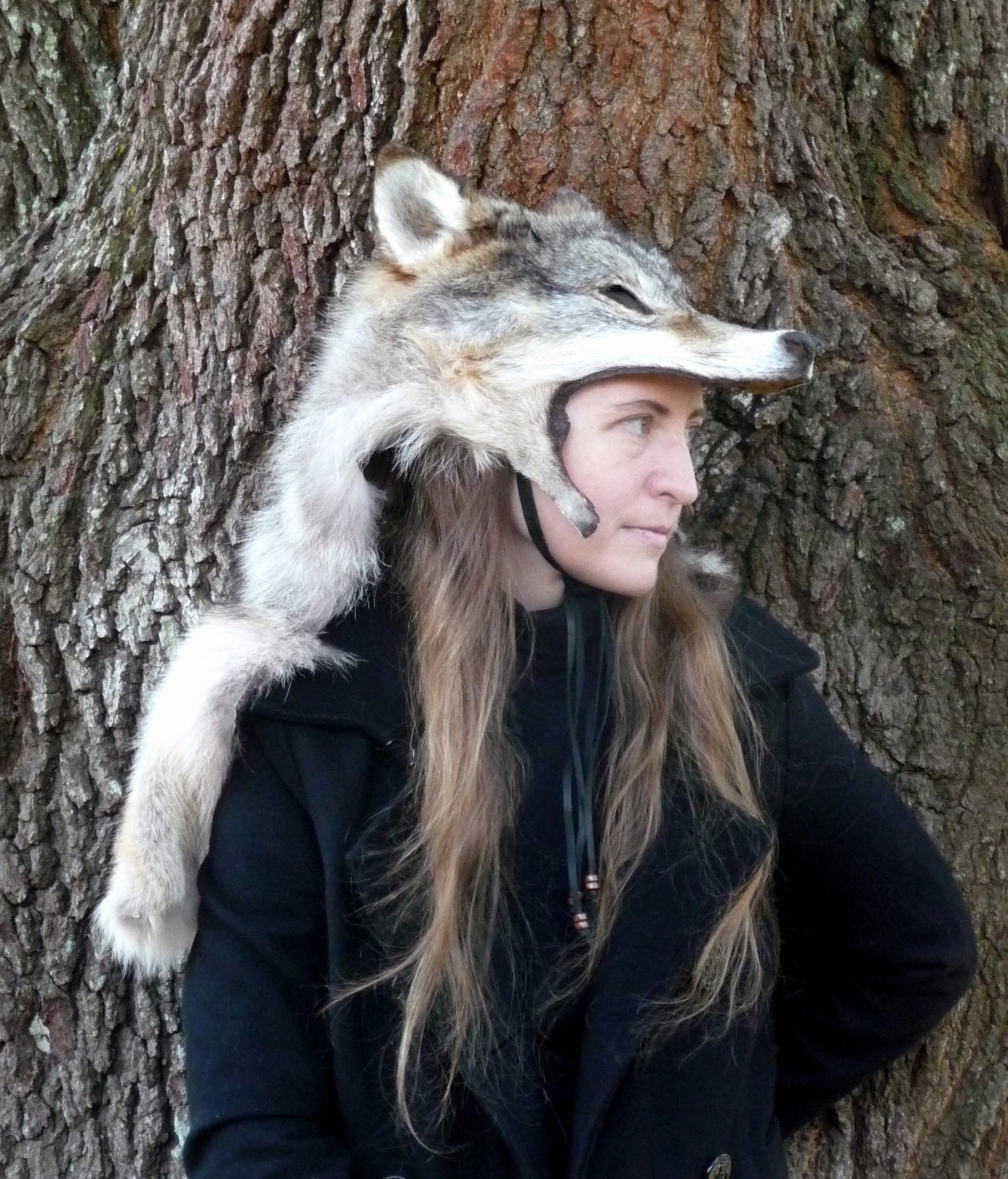 Coiffe de peau de loup ou masque fourrure véritable Pelt