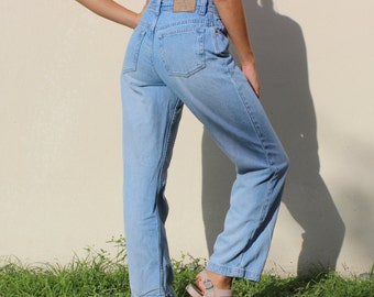 vintage light wash jeans