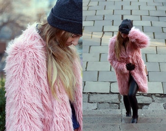 Faux fur coat / powder pink alpaca coat / rose quartz coat / shaggy fur coat / Fake fur coat/ Blush pink coat/ Fluffy coat/ burning man coat
