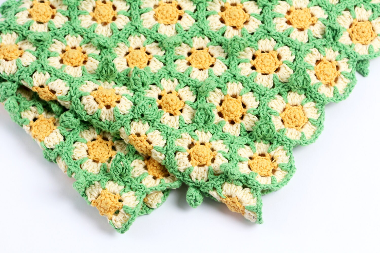 Crochet Pattern Daisy Flower Blanket Digital file PDF