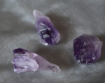4 Amethyst Crystal Points for healing, Reiki and meditation