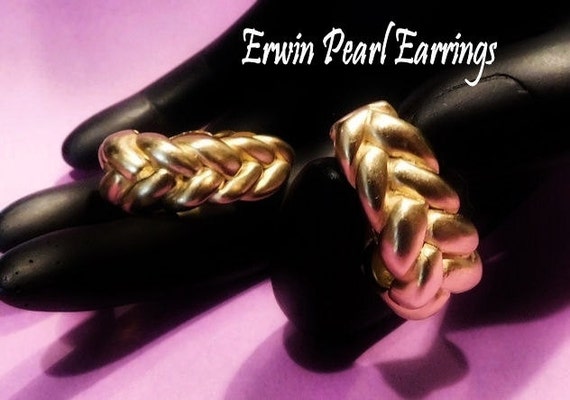Designer Erwin Pearl Earrings Clip On Signed High End Jewelry Fashion Vintage 1970s 1980s Knot Rope Heavy Gold Plate Wedding Bride Mother