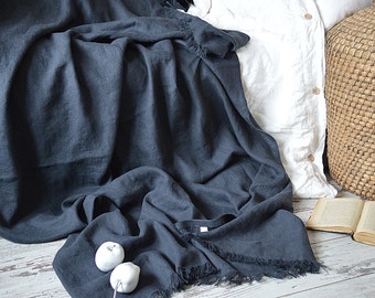 Linen throw blanket with fringe / without fringe - Heavy weight linen blanket - Softened thick linen coverlet - Summer blanket
