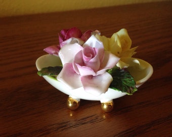 Vintage Beautiful Staffordshire Hand-Painted Bone China Rose Bouquet in Dish