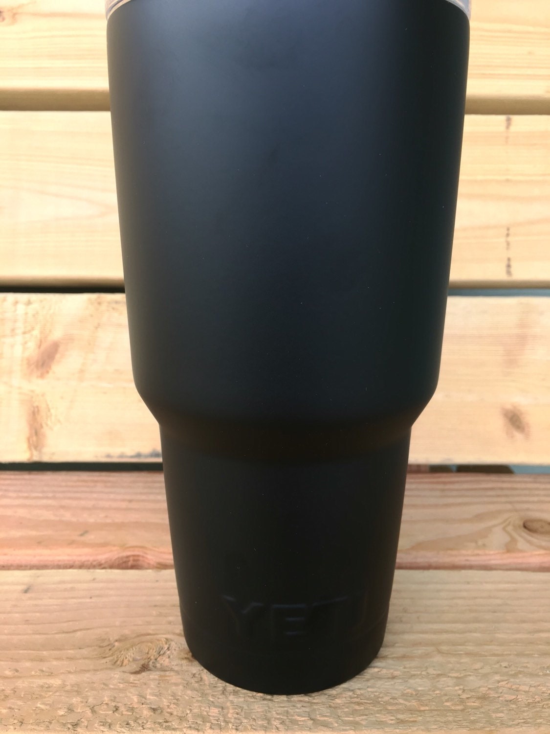 Powder coated Matte Black Yeti// Powder coated Yeti// Yeti