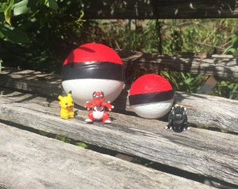 Surprise Bath Bomb with Pokemon Toy