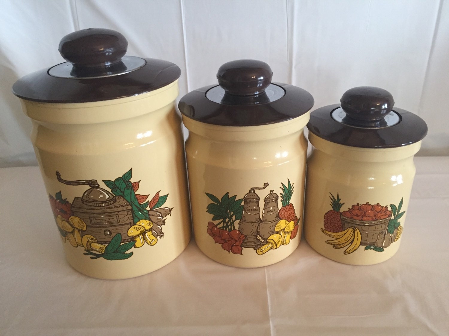 Vintage Cannister Set 82