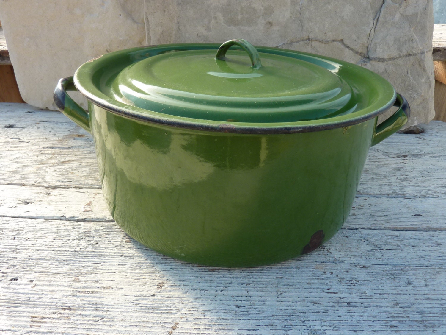 Green Enamel Cooking Pot Vintage Soviet Era Graniteware