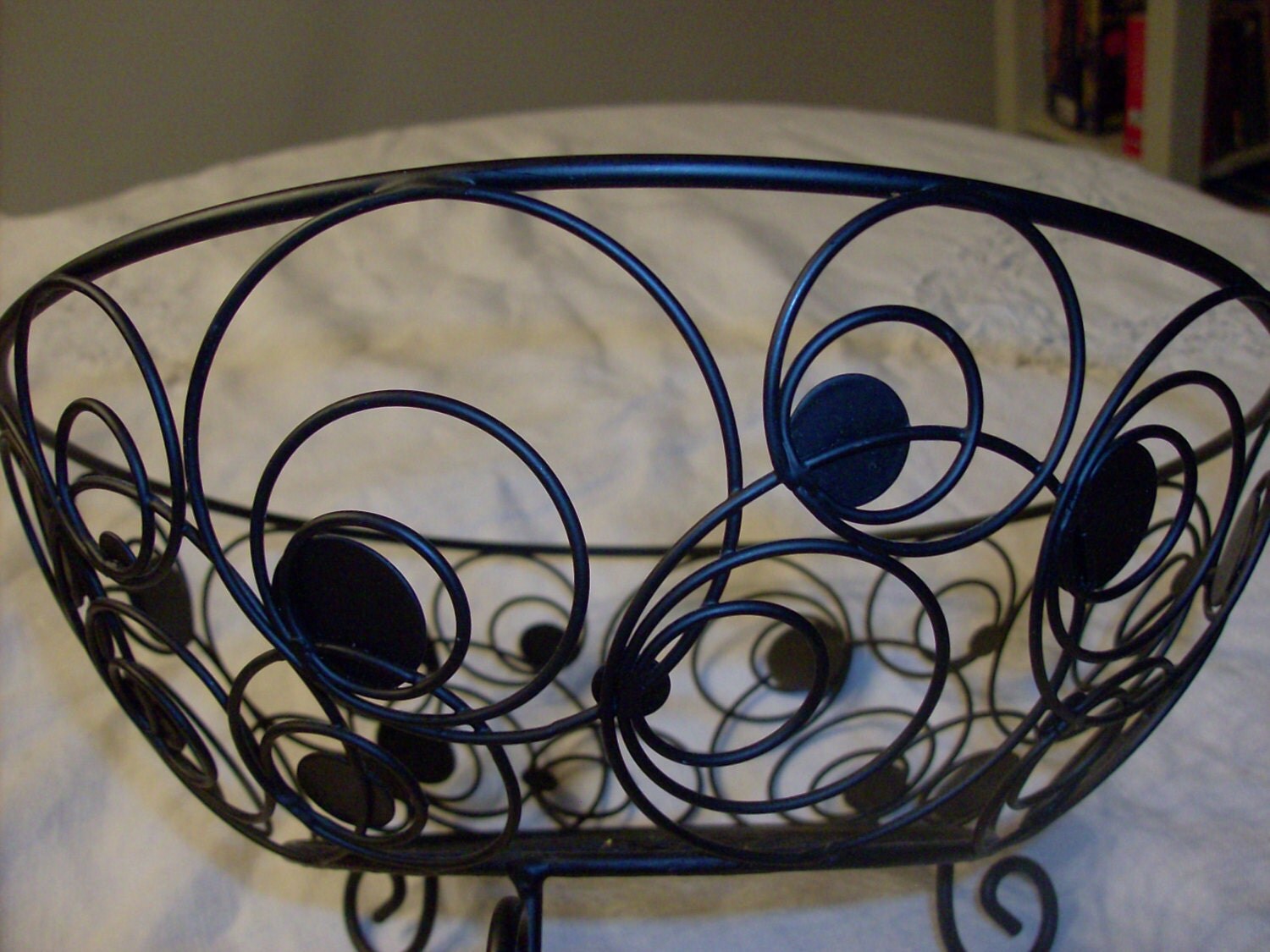 Wrought Iron BLACK Fruit Bowl Footed Table CENTERPIECE