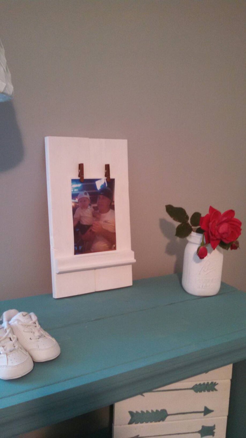 Wooden Picture Frame with Clothespins / Rustic Wall Decor