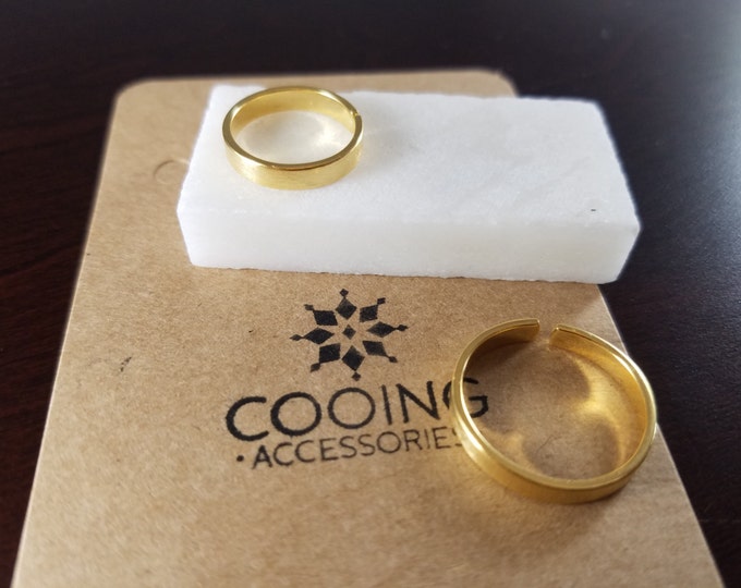 Gold Plain Ring. Midi Ring. adjustable size