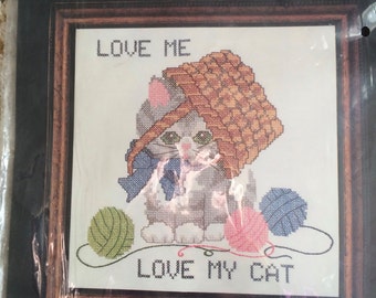 Golden Bee Stamped Cross Stitch Kit-Love Me, Love My Cat-Vintage-New and Sealed