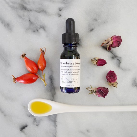 Strawberry Rose Nectar Vitamin C Serum with Rosehips Borage