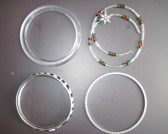 lot of 8 Vintage Bracelets