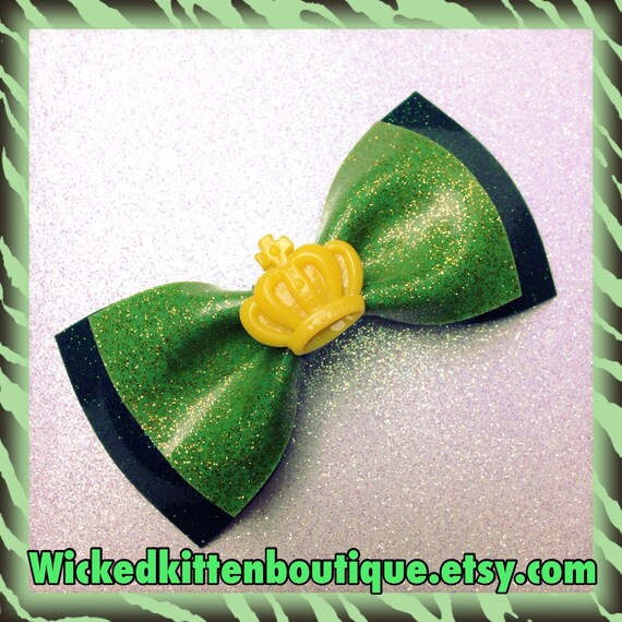 Glitter Hair Bow Vinyl Medium Two tone Green with yellow crown