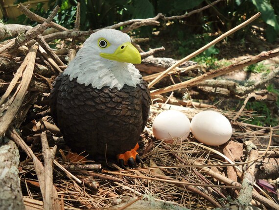 Items similar to Concrete Bald Eagle Garden Statue Decor on Etsy