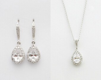 Crystal Bridal Set, Earrings Necklace Set, Wedding Jewelry Set, Cubic Zirconia, Crystal Dangle Earrings, Bridesmaid Jewelry Set, Ellie Set