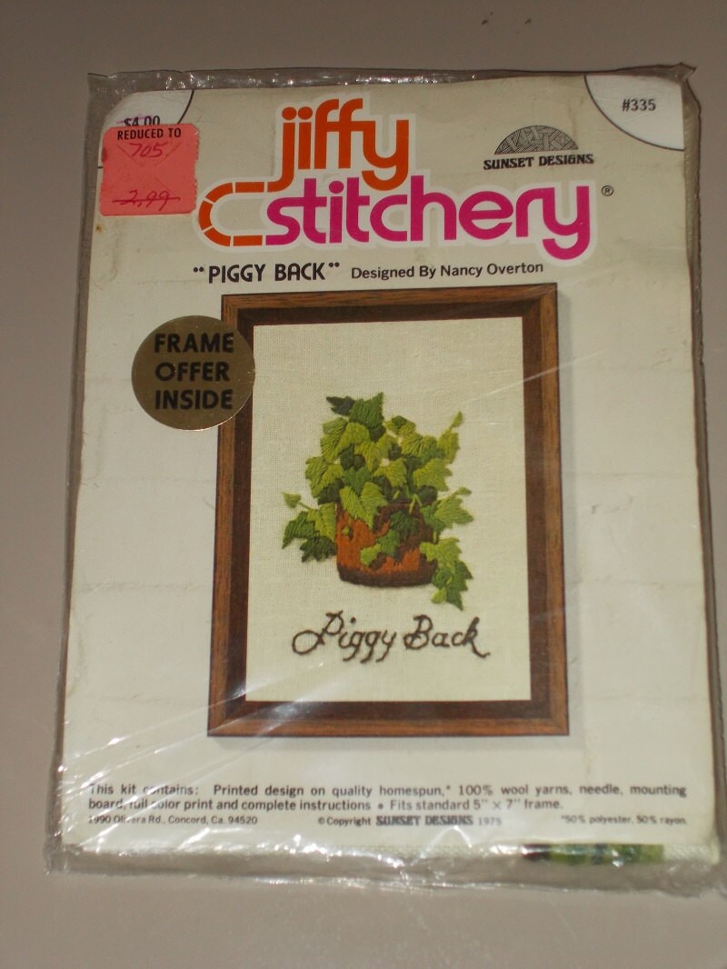 Jiffy Stitchery Crewel Embroidery Kit Piggy Back Green Vines