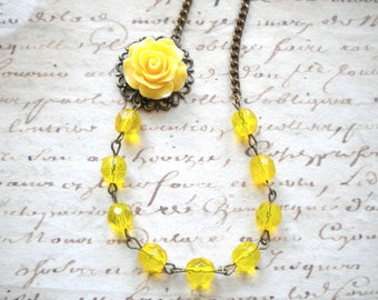 Yellow Necklace Yellow Bridesmaid Necklace Yellow Flower Necklace Yellow Jewelry Yellow Glass Necklace Beadwork Yellow Wedding Jewelry