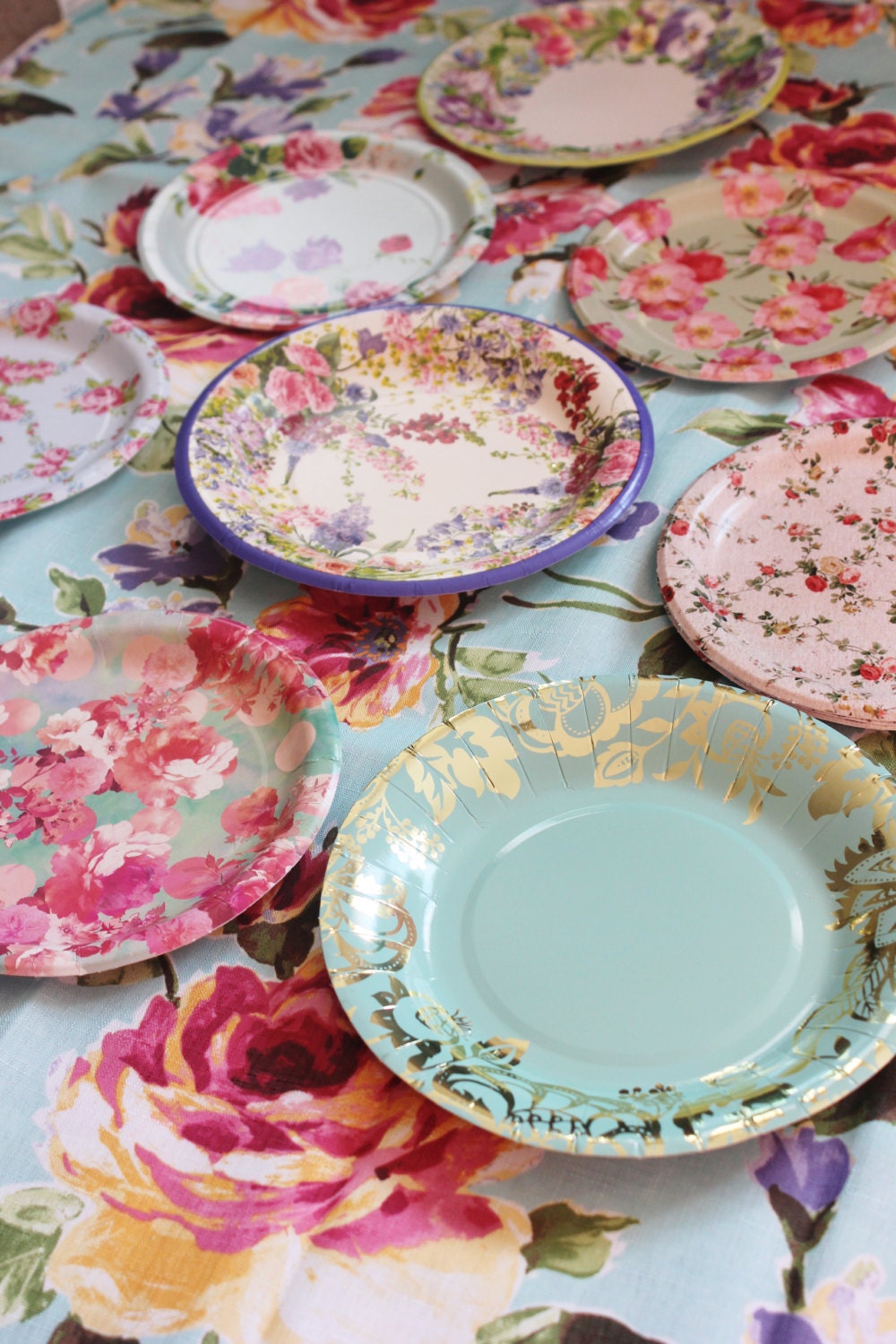 8 FLORAL TEA PARTY Paper Plates Mismatched China Parisian