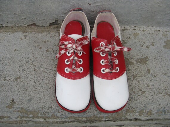 saddle shoes from the 50s