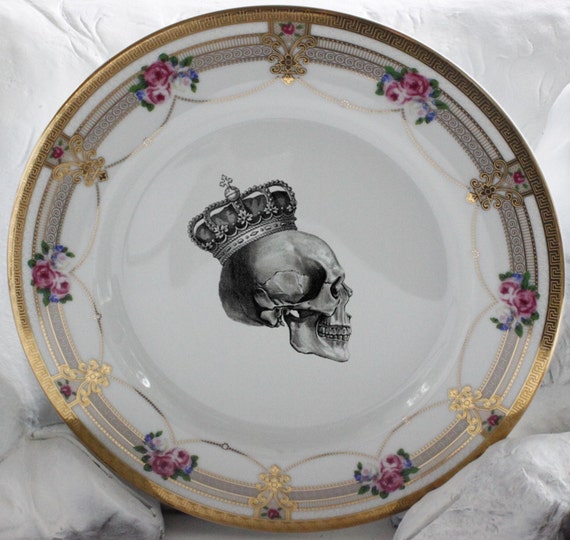 5Piece Raised Gold Skull Flower Dinnerware by AngiolettiDesigns