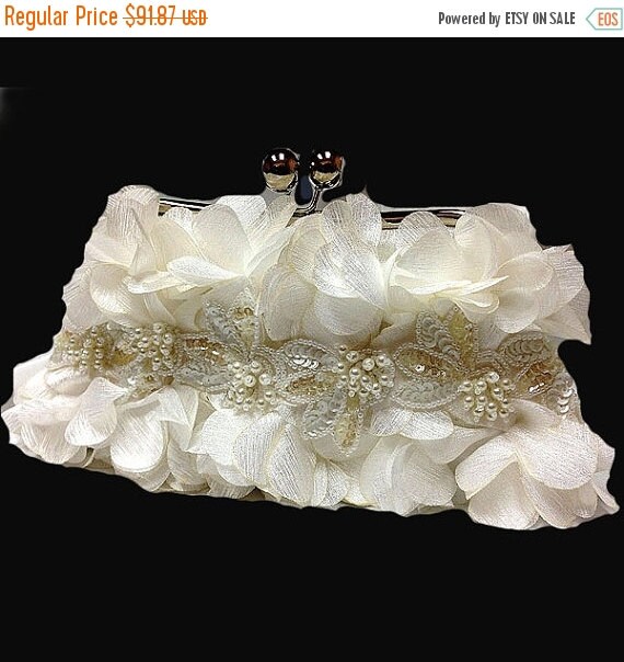 Trendy Velvet Party Wear Bridal Clutch