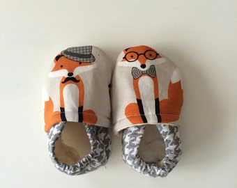 Foxy shoes-baby shoes-baby booties-moccasins