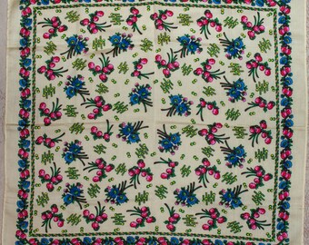 Vintage shawl. Japan shawl. Hustka chale russe foulard, scialle fiori, ukrainian scarf. Colorful russian floral shawl Folk Ethnic Babushka