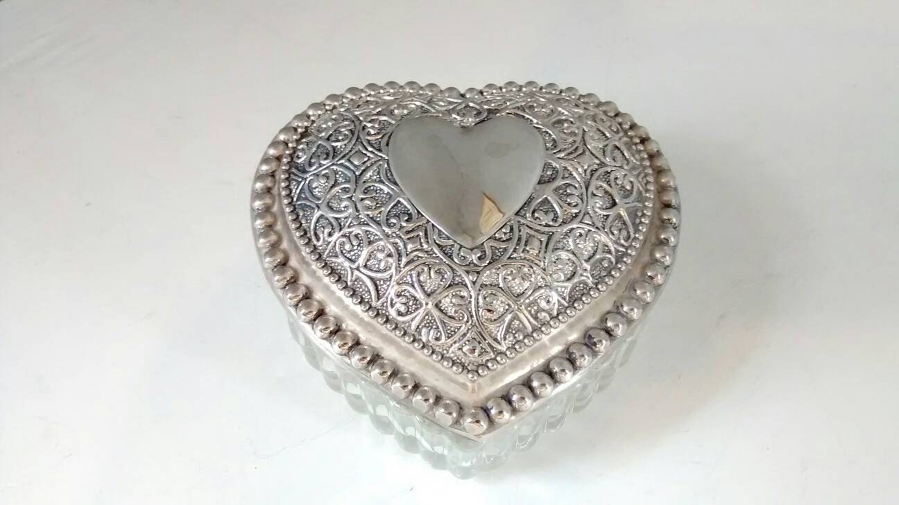 Vintage Heart Shaped Glass Jewelry Box with Silver Metal lid