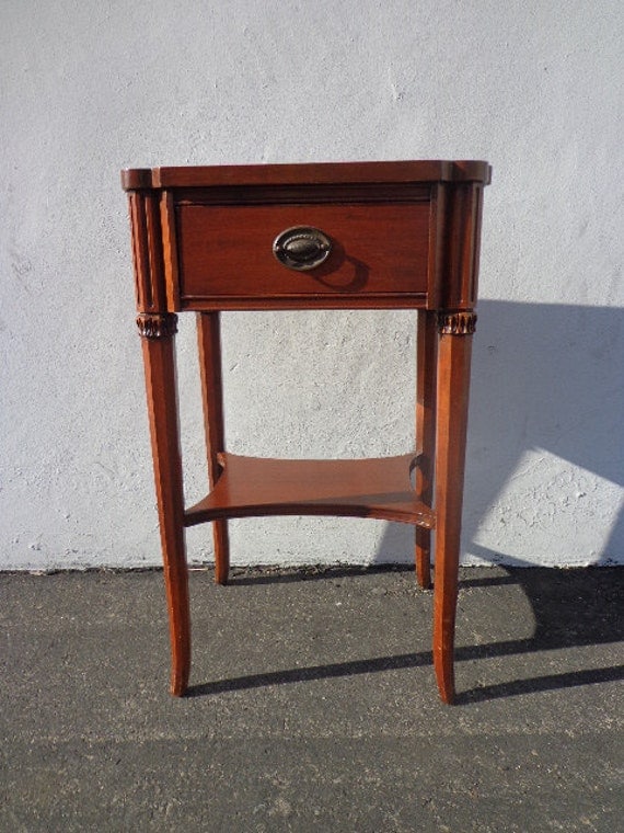 Antique Mahogany Finish Nightstand Bedside Table Storage Chest