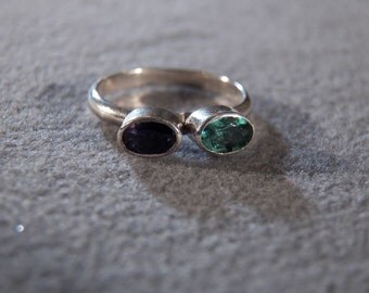 Vintage Jewelry Sterling Silver Amethyst and Blue Topaz Ring, size 6 **RL