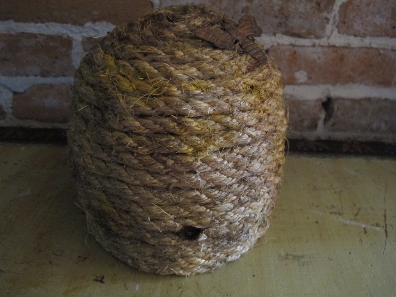 Handmade Bee Skep Bee Hive