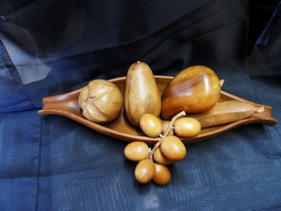 MONKEY POD Fruit Bowl Filled with Wooden Fruit Philippine