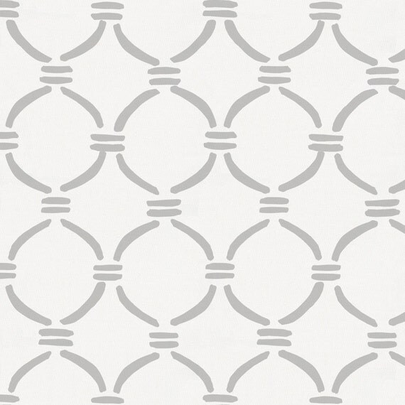 greyish lattice pattern around greyish lattice pattern around