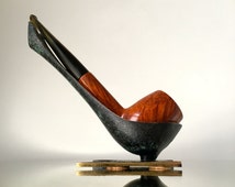 pipe stand tobacco