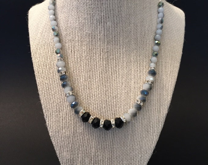 Black white jewelry, white black jewelry, black necklace, white-black necklace, white-black jewelry, necklace black white, white black beads