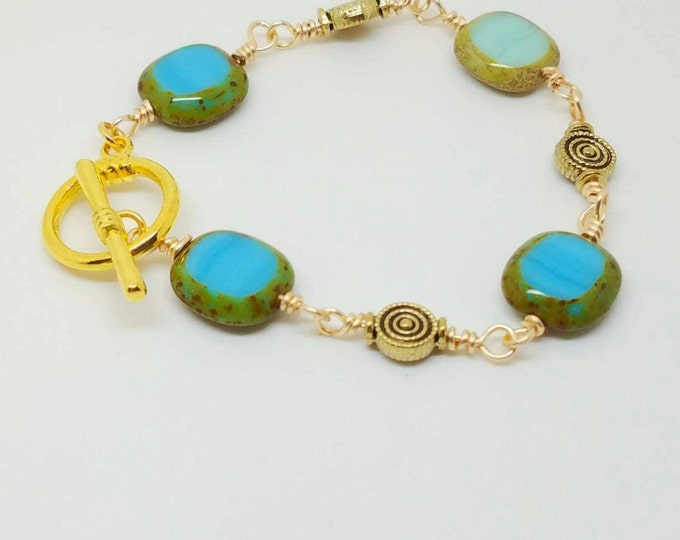 Green wrap bracelet, green wire bracelet, green stone bangle, gold boho jewelry, blue green bracelet, blue jewelry, olive green bracelet