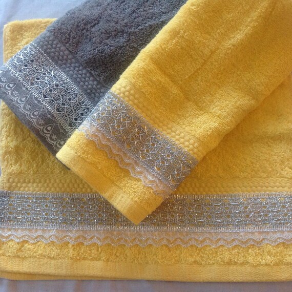 Decorative Towel set of 3 Yellow bathroom decor by BlingScarves