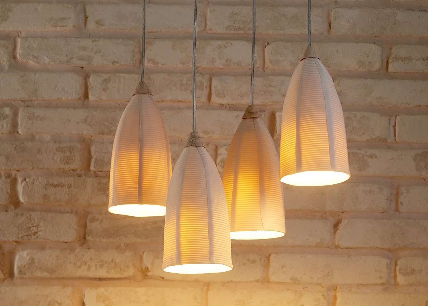Lighting. 4 hanging lights. Modern ceiling chandelier. Ceramic