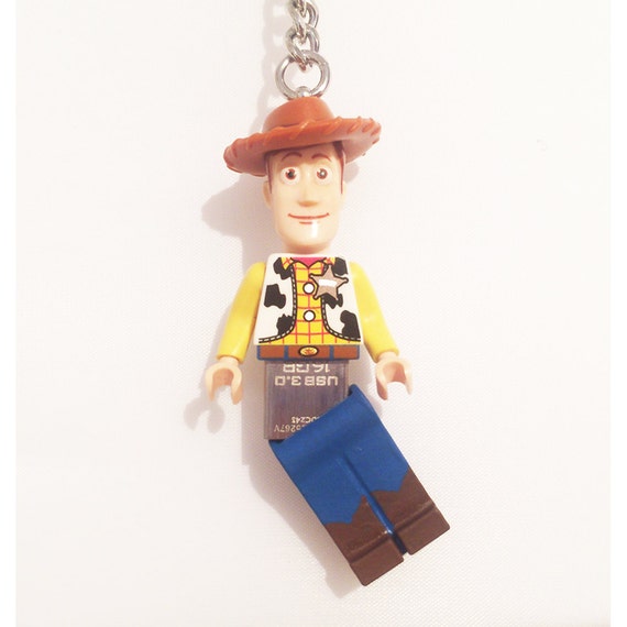 woody keychain