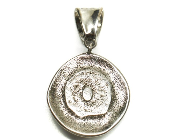 Storewide 25% Off SALE Vintage Silver Tone Premier Designs Designer Signed Grey Pearlescent Necklace Pendant Featuring Primitive Style Desig