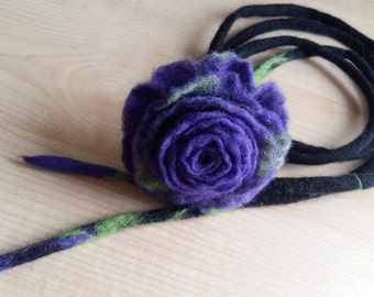 Felt necklace.Violet flower.Poppy necklace.Wool felt necklace.Black.